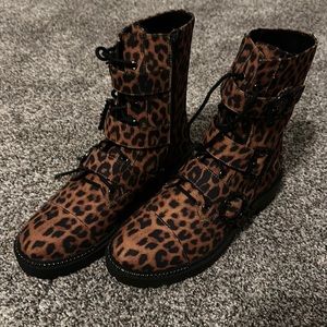 Jessica Simpson Leopard Kirlah Combat Boot Leopard Women Size 7